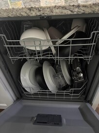 Dish washer