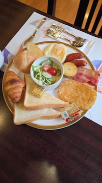 Western breakfast if you don’t choose the Japanese breakfast