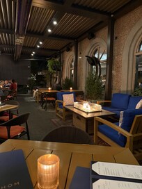 Hotel restaurant patio