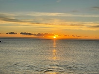 Sonnenaufgang am Strand.
