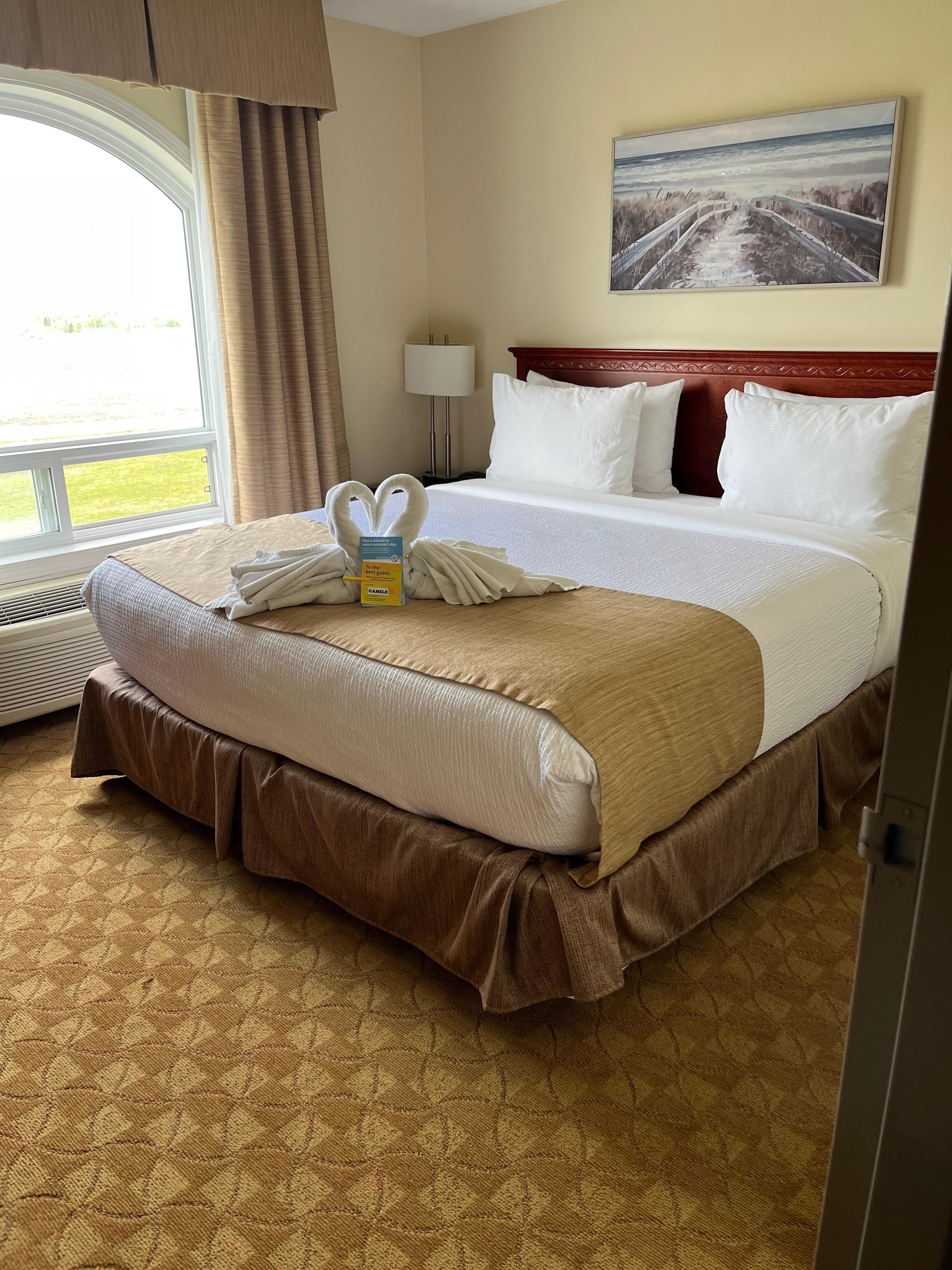 Welcoming and comfortable king suite. 