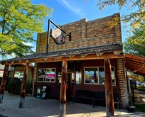 Cute Lil breakfast place right down the road!