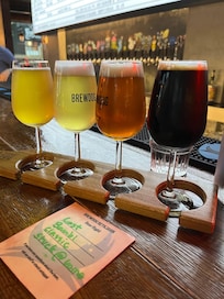 Had a great time at Brewdog Reykijavik! The beer options are amazing! Bartender was friendly and chatted with us.