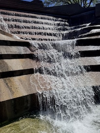 Close to Fort Worth water gardens
