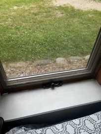 Un openable windows