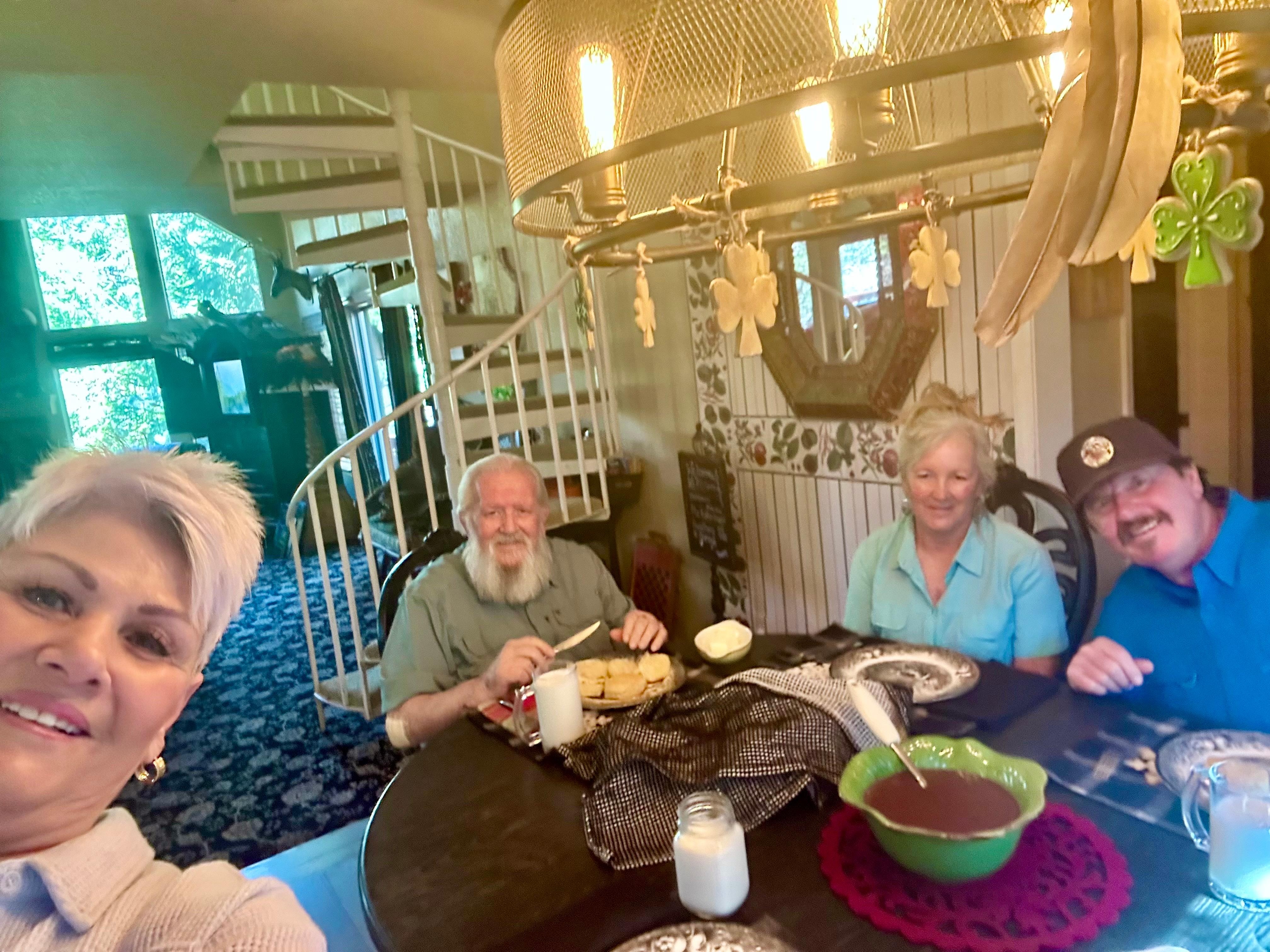 Kitchen had everything you needed. I made lots of meals for my family & enjoyed every minute of our stay. Thank you Andrea for being such amazing Host. We have stayed at many VDBO’s & AirBNB’s bu never had this level of care. 