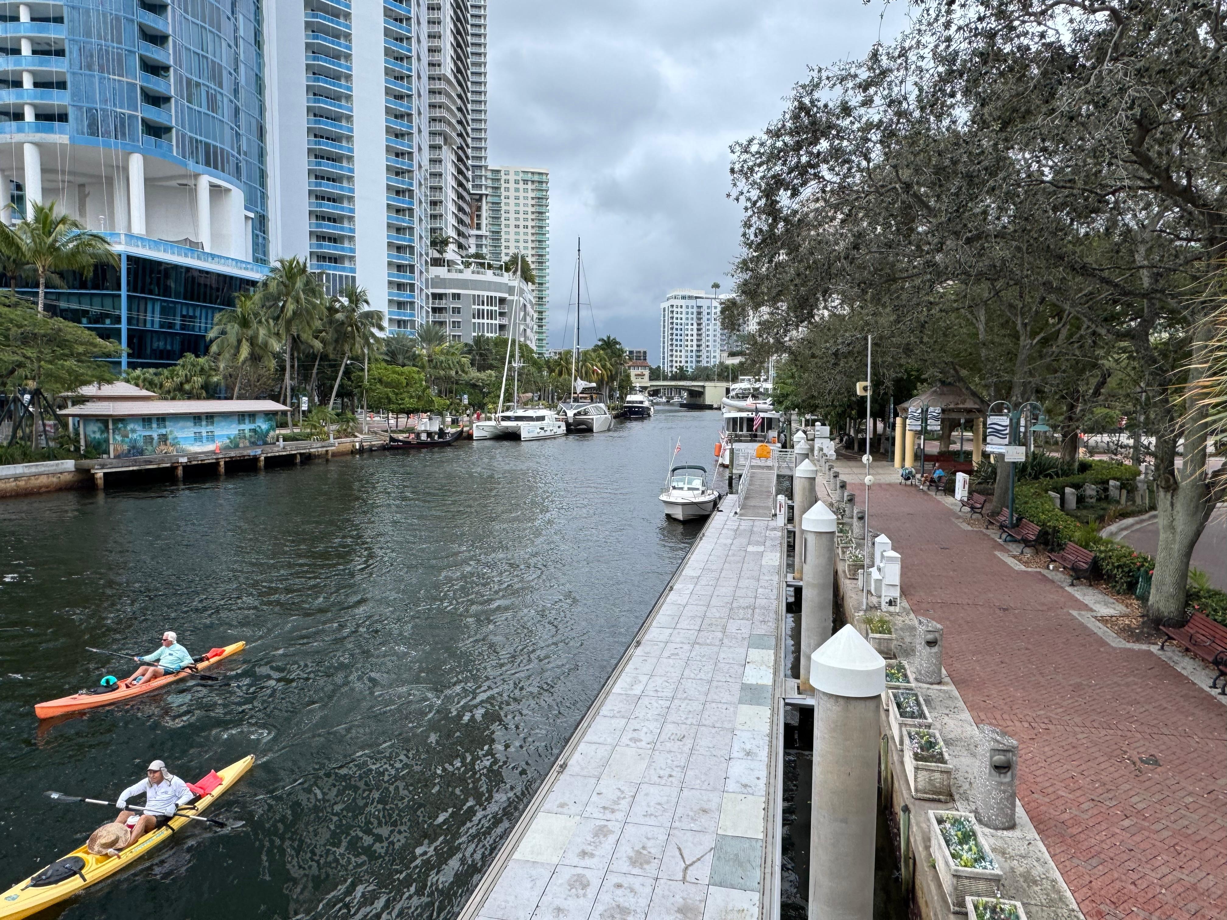 5 minute walk to here