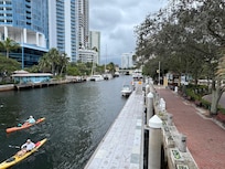 5 minute walk to here