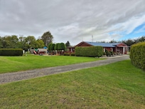 Den gamle toilet og køkken bygning