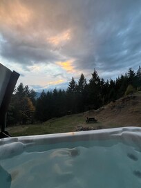 Evening relaxing in the hot tub