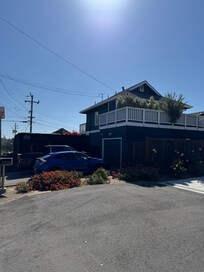 2 parking spots in driveway