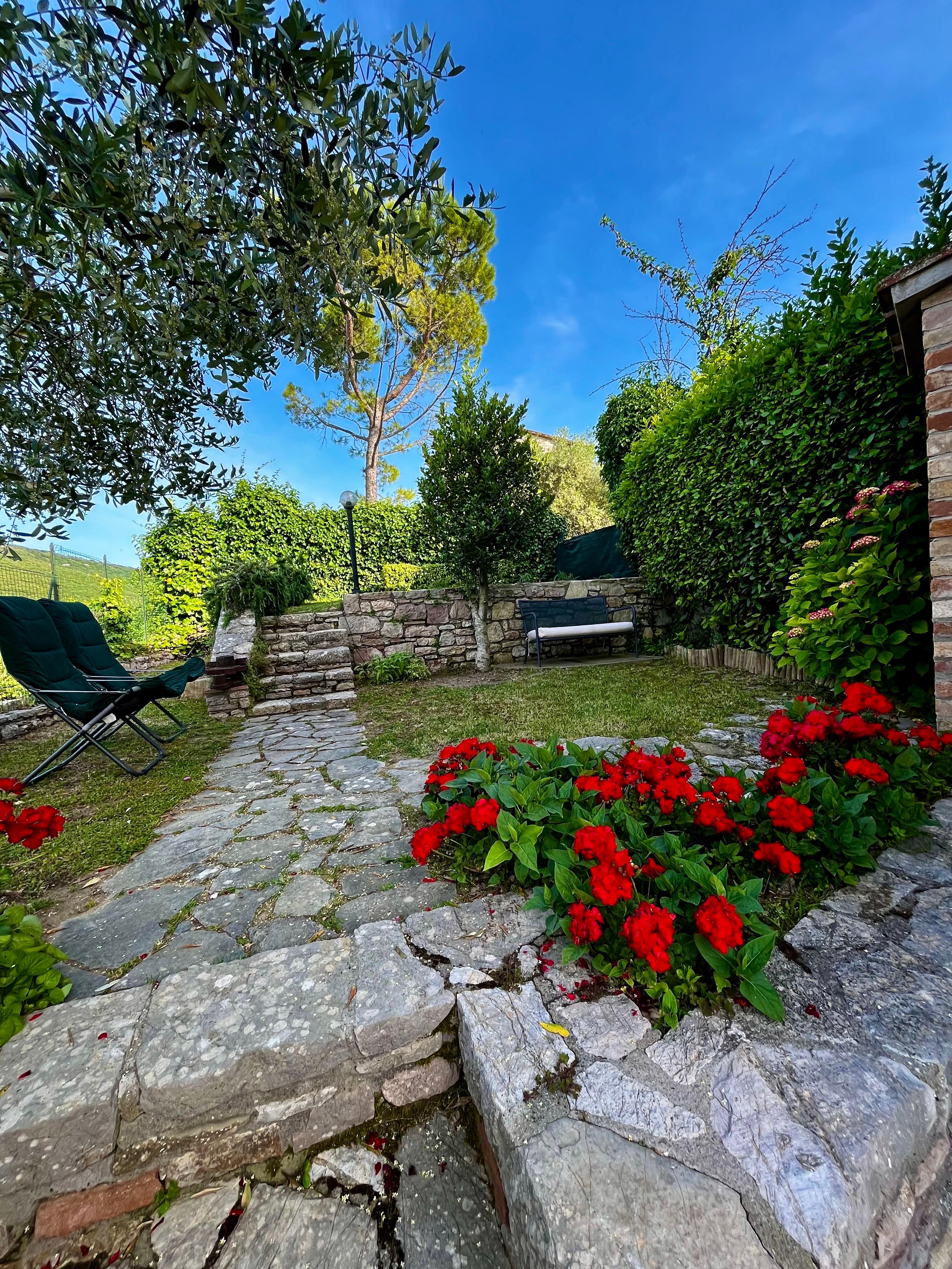 Terrasse mit Garten 