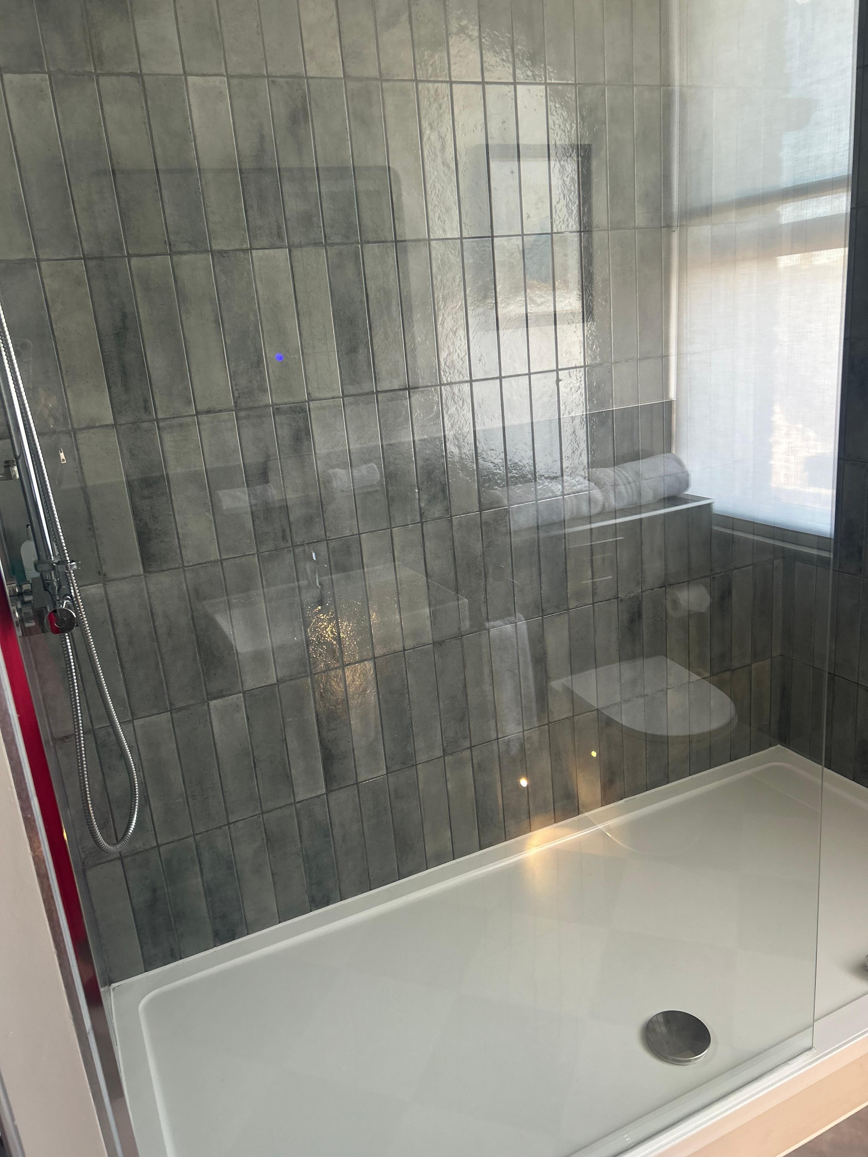 Huge shower a bit difficult to photograph with beautifully clean and brand-new