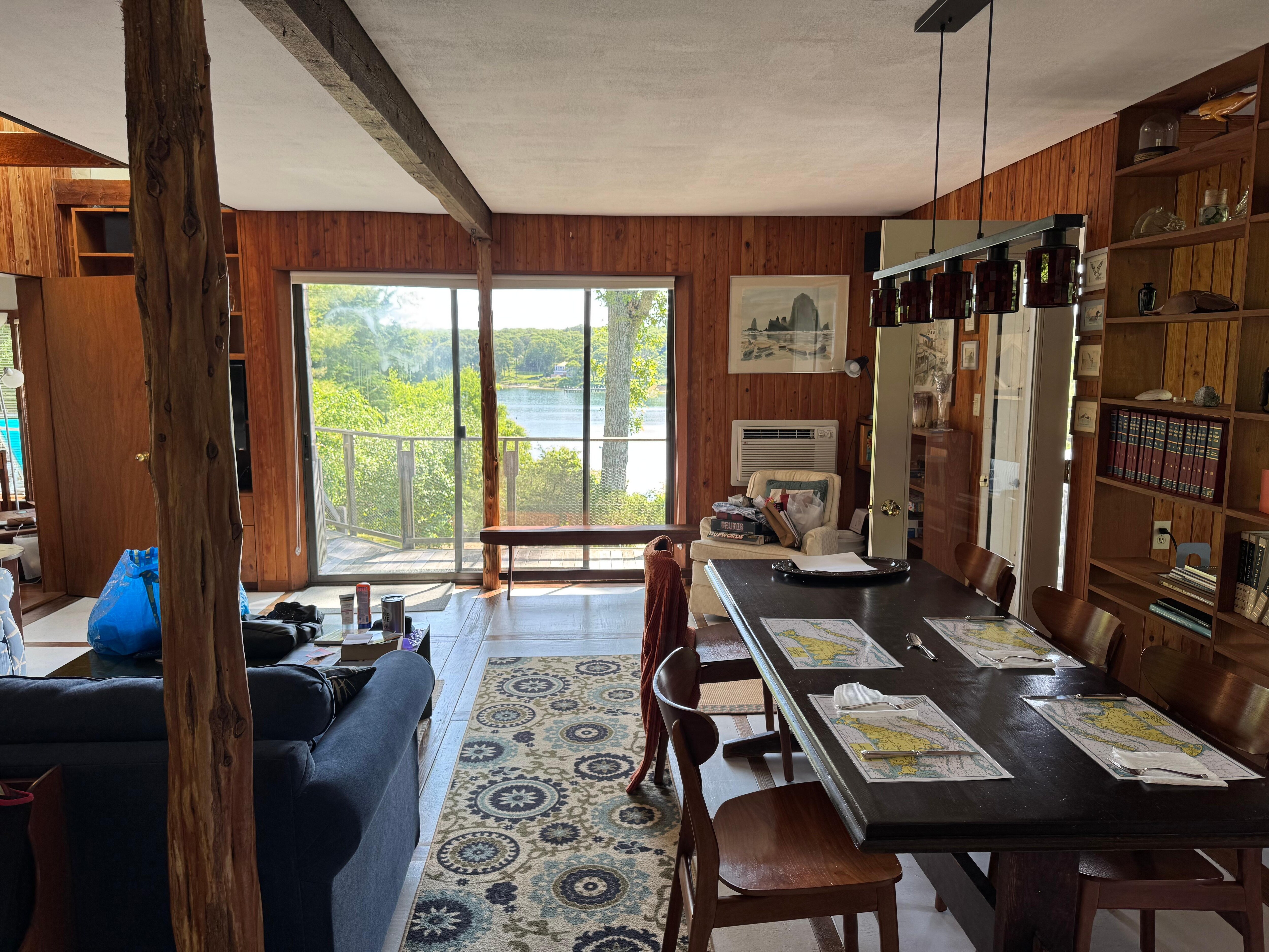 If you appreciate architecture, you will enjoy all the small touches within the house. 