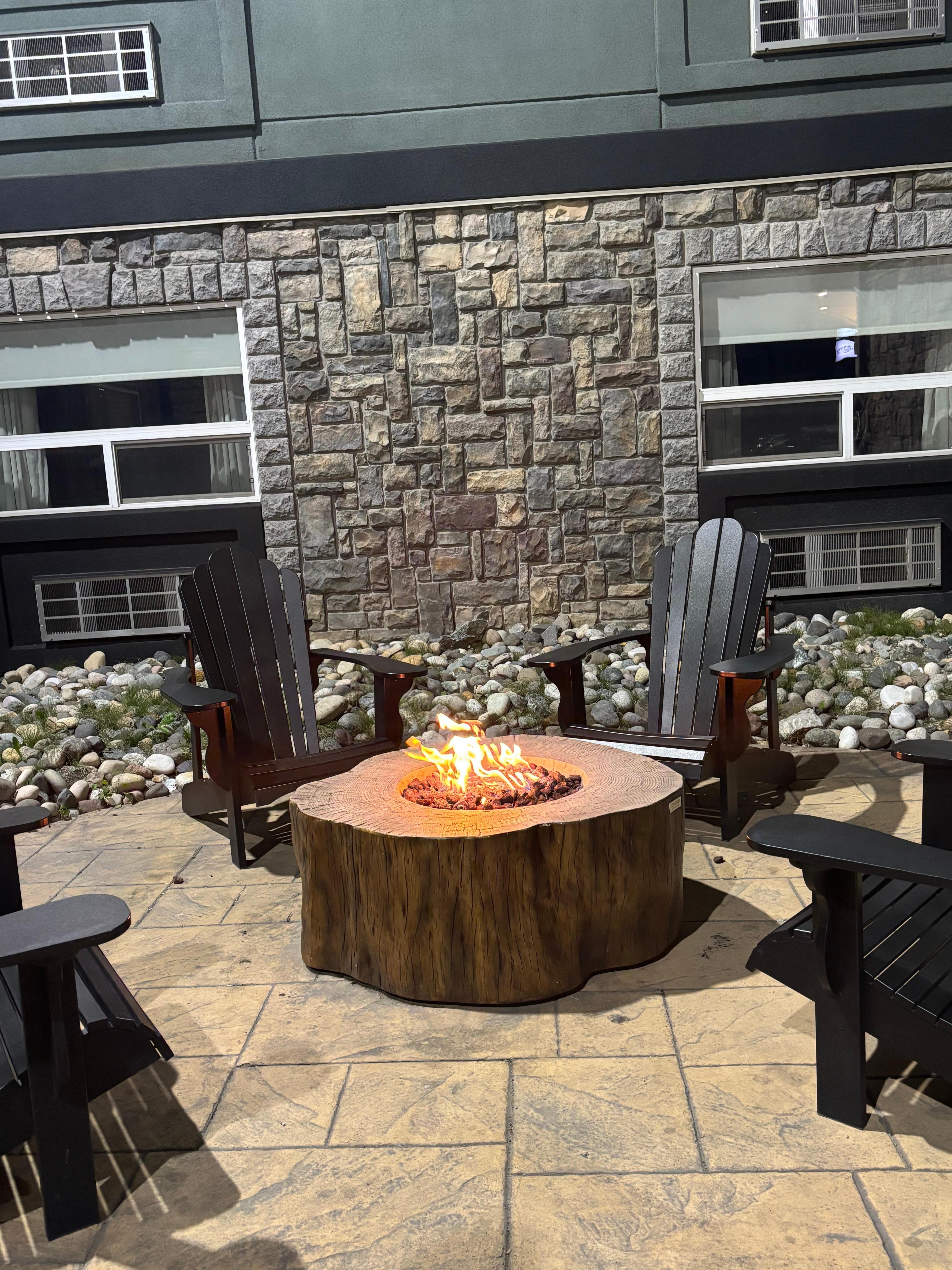 Fire pit by the entrance was very inviting!