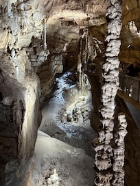 Natural Bridge Cave