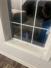 No ac and no screens