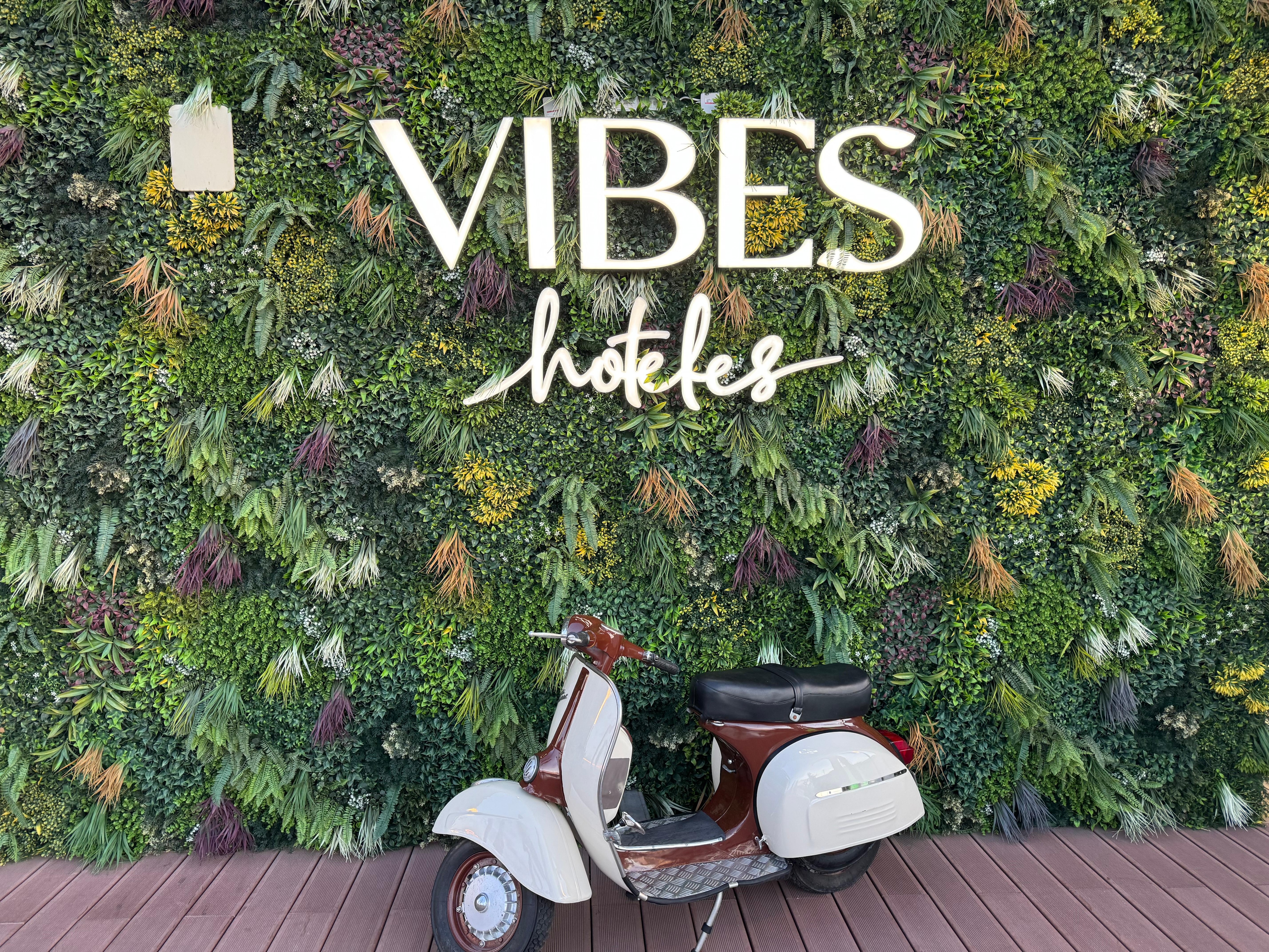 La décoration qui se trouvera dans votre dos quand vous accéderez au toit panoramique au 7ème et dernier étage.