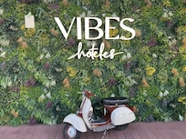 La décoration qui se trouvera dans votre dos quand vous accéderez au toit panoramique au 7ème et dernier étage.