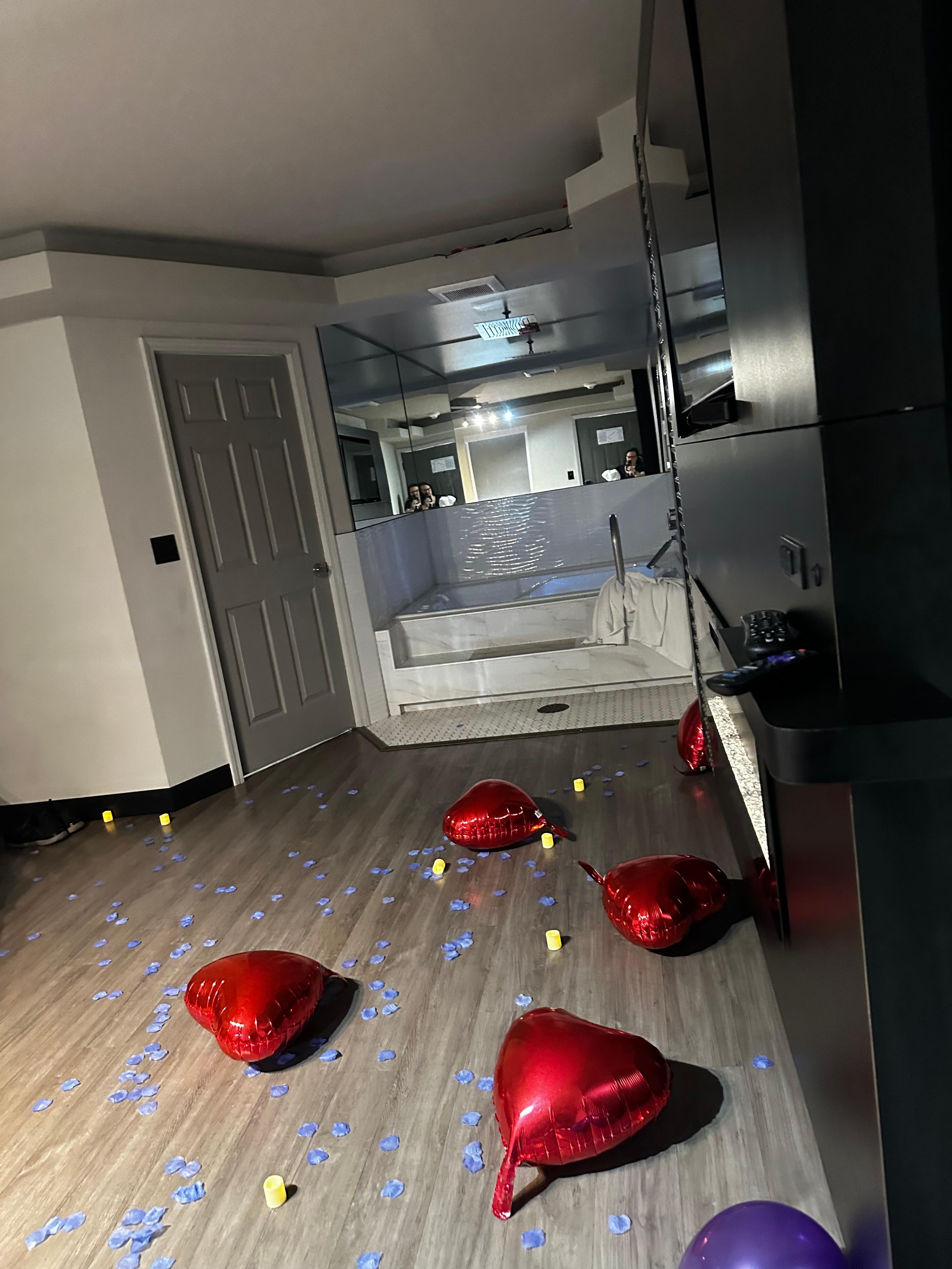 The room had a small decoration package added. I already had our personal items on the bed so, I turn want to include that. 