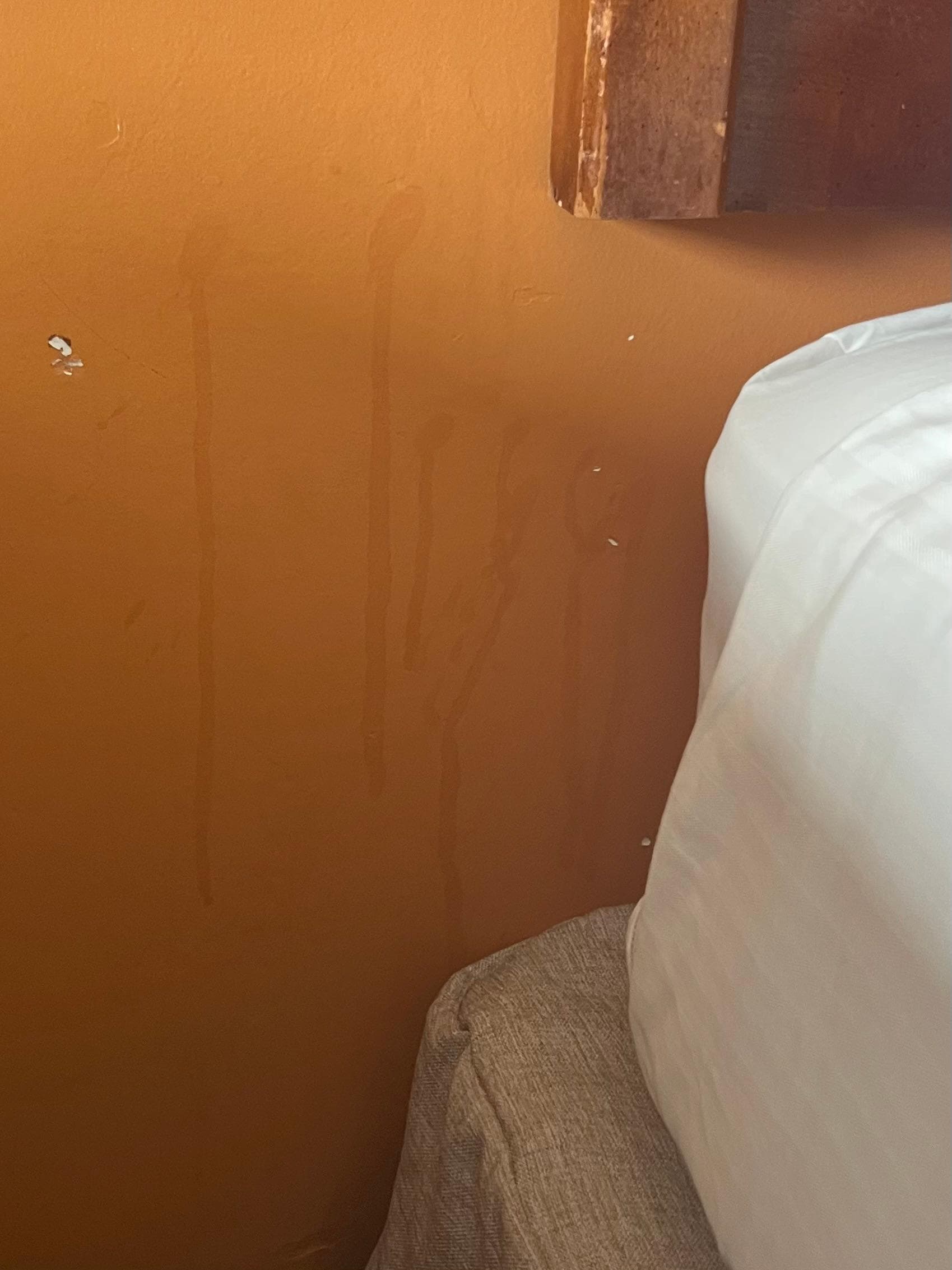 Drip marks 
