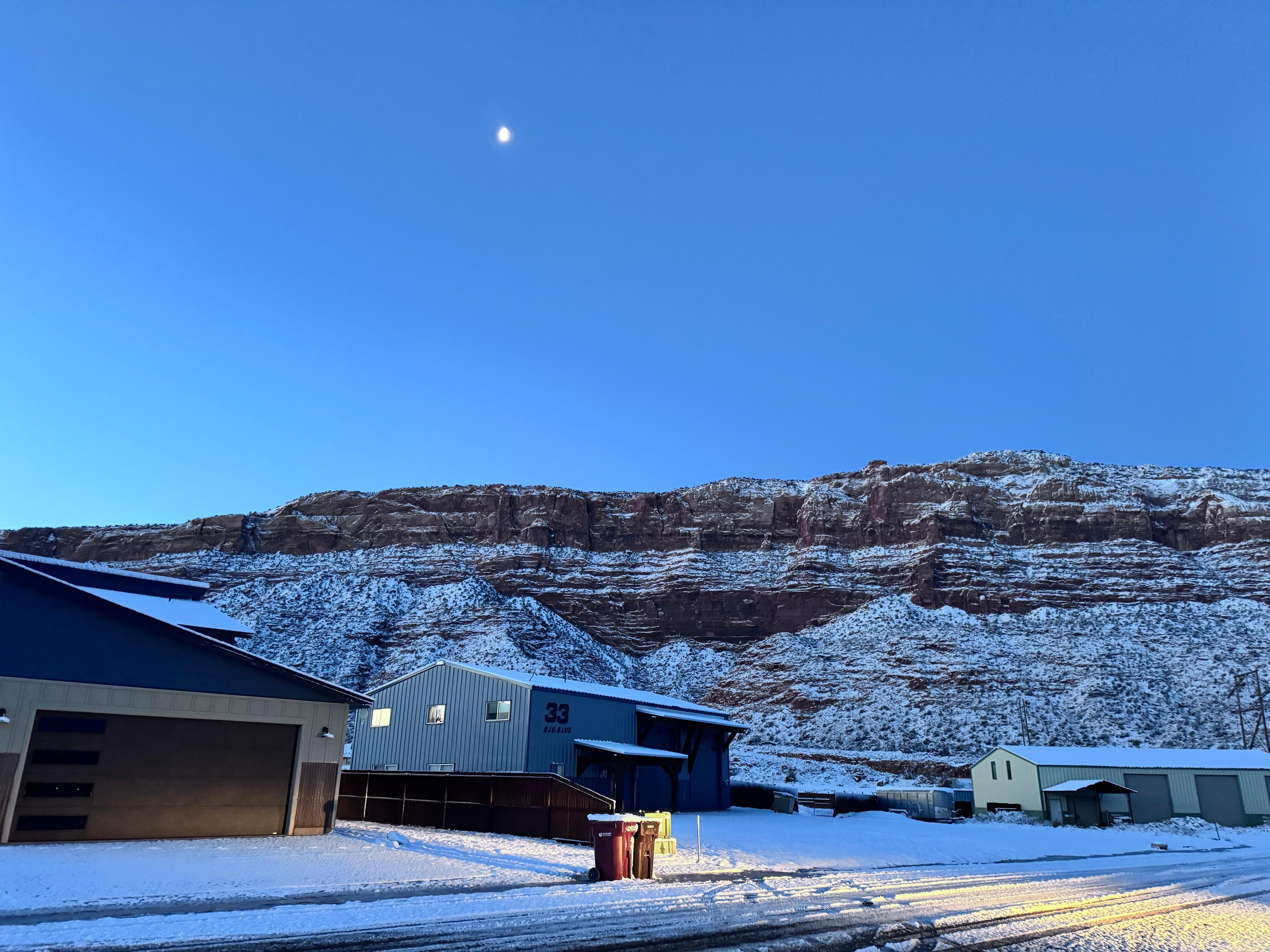 View of the Rim outside