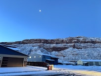 View of the Rim outside