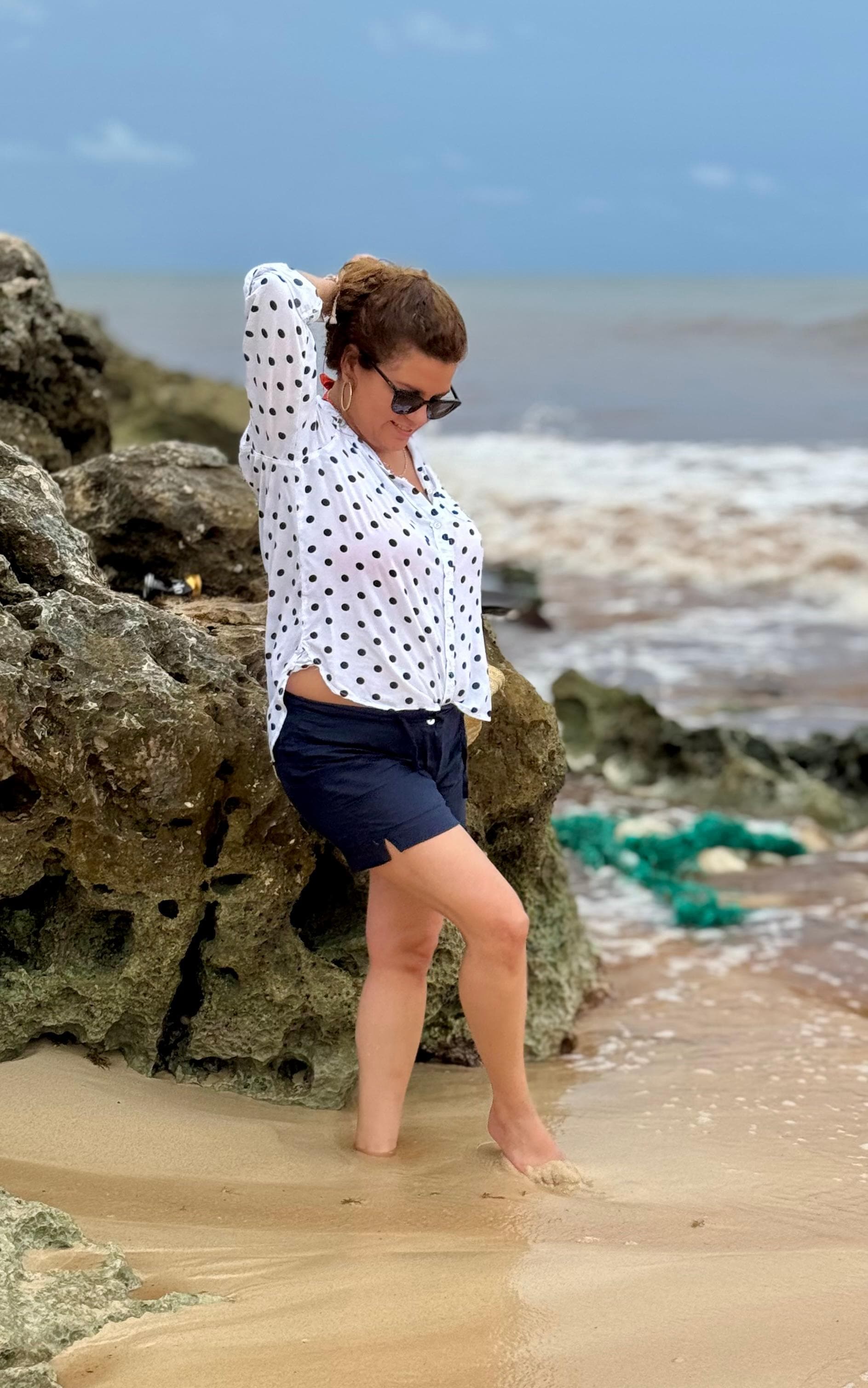 You can see the plastic net rolling in the sand here