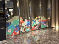 Entrance to the hotel