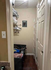 Actual photo of closet that was photoshopped on listing