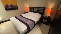 King size bed, so comfy.