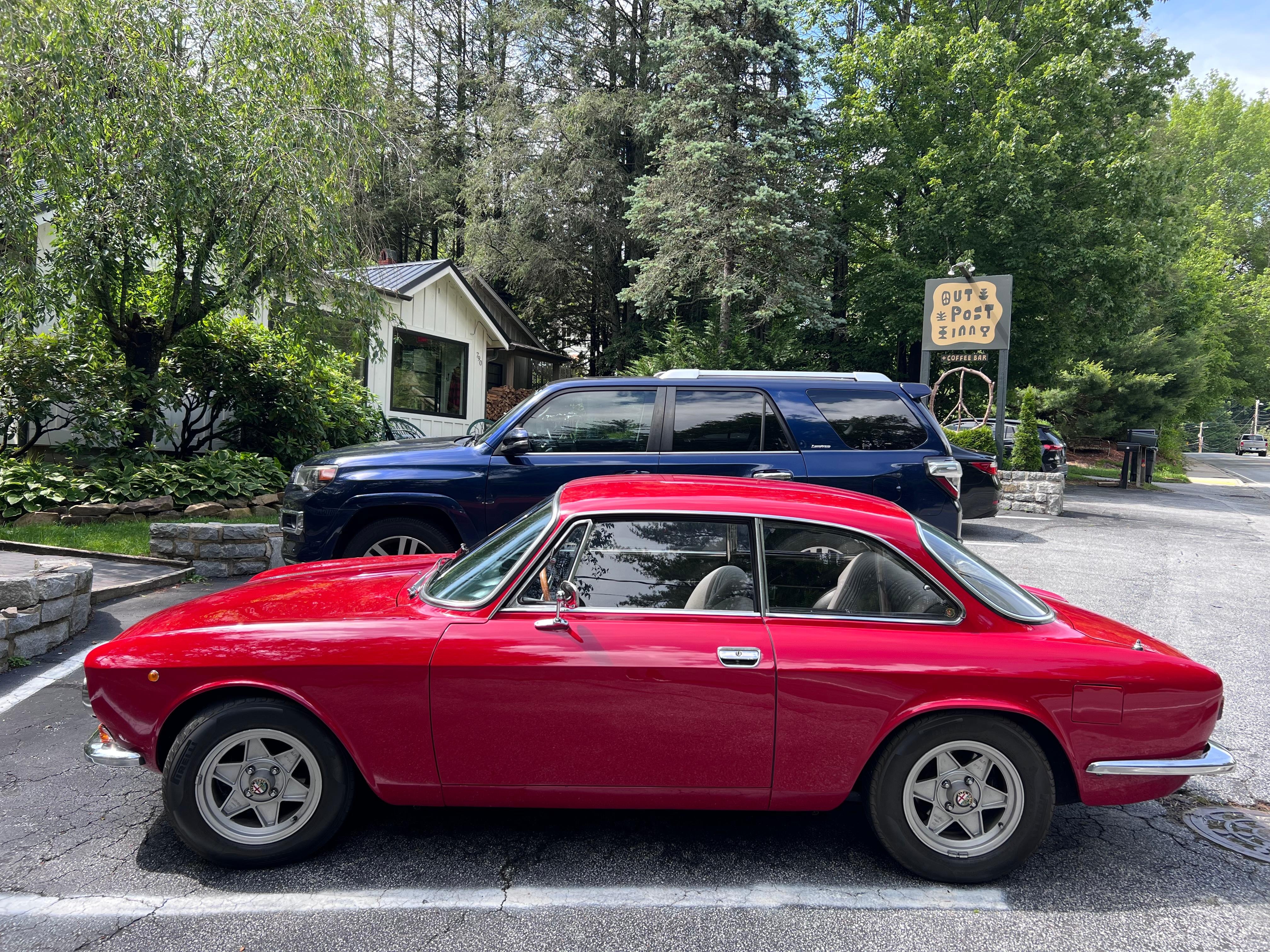 1972 Alfa Romeo 1600 GT also staying at the Outpost Inn for Highlands Motoring Festival