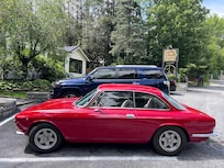 1972 Alfa Romeo 1600 GT also staying at the Outpost Inn for Highlands Motoring Festival