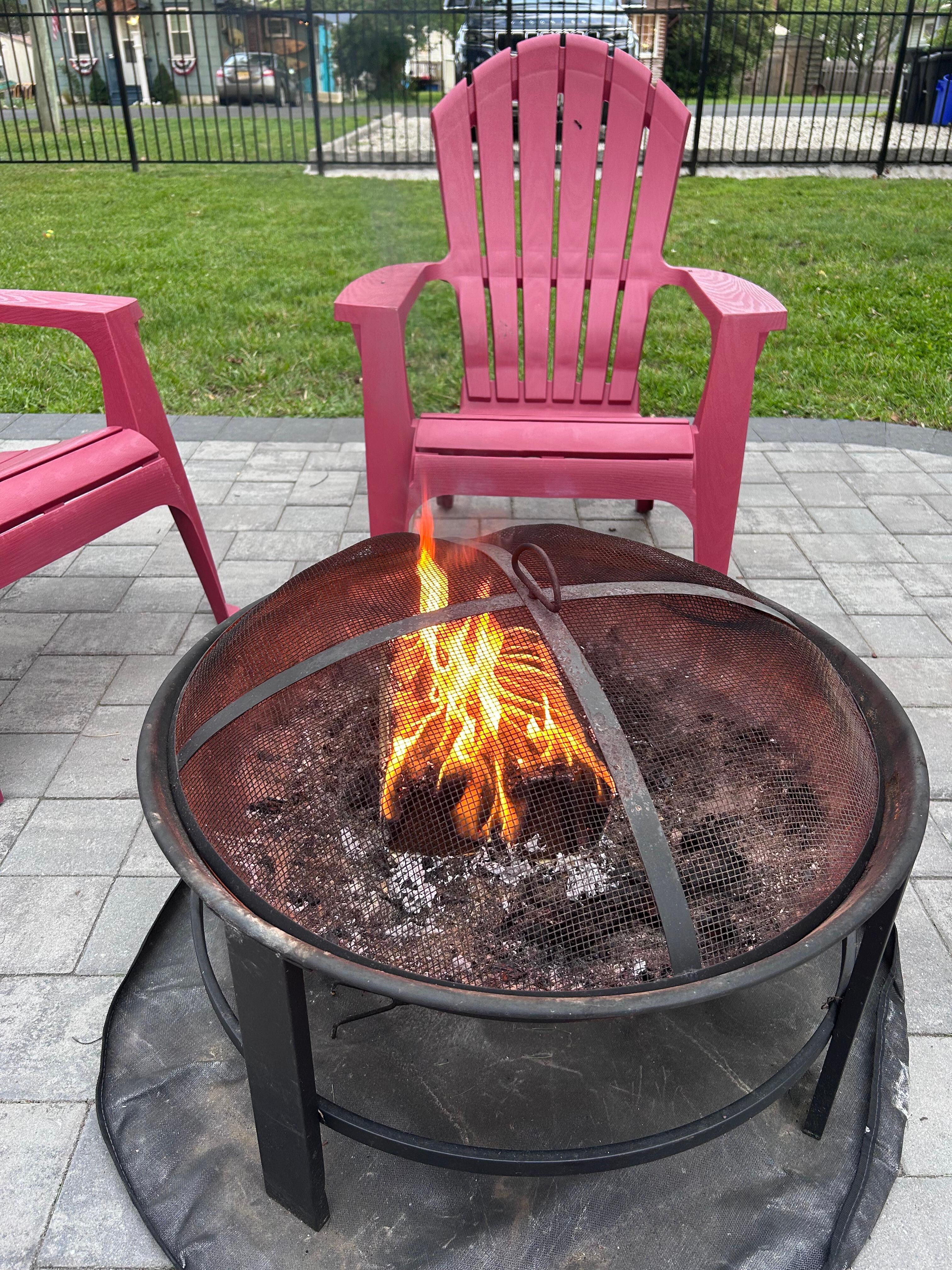 Fire pit was perfect for a cool night & s’mores