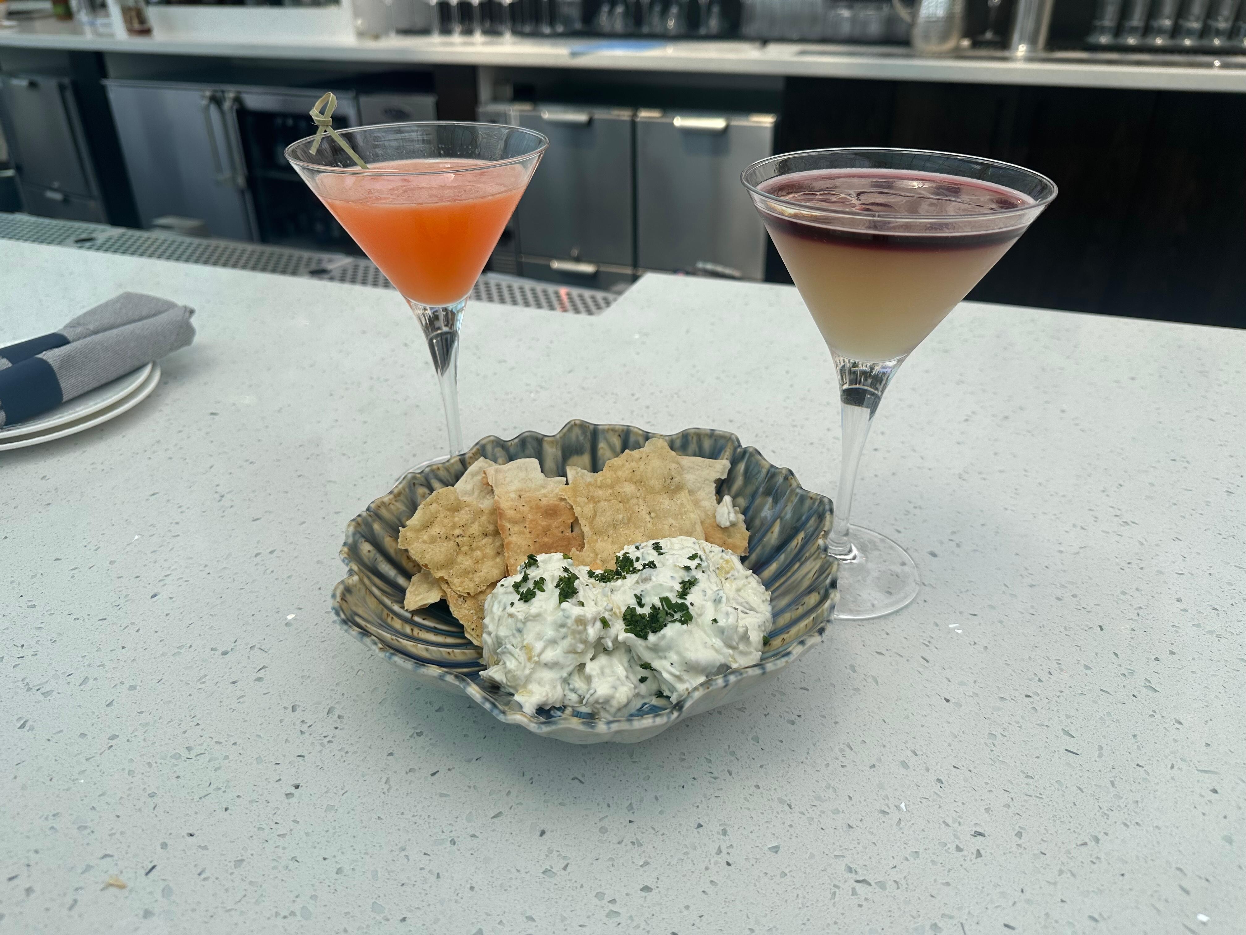 Atrium bar