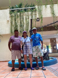 En el lobby muy bonito