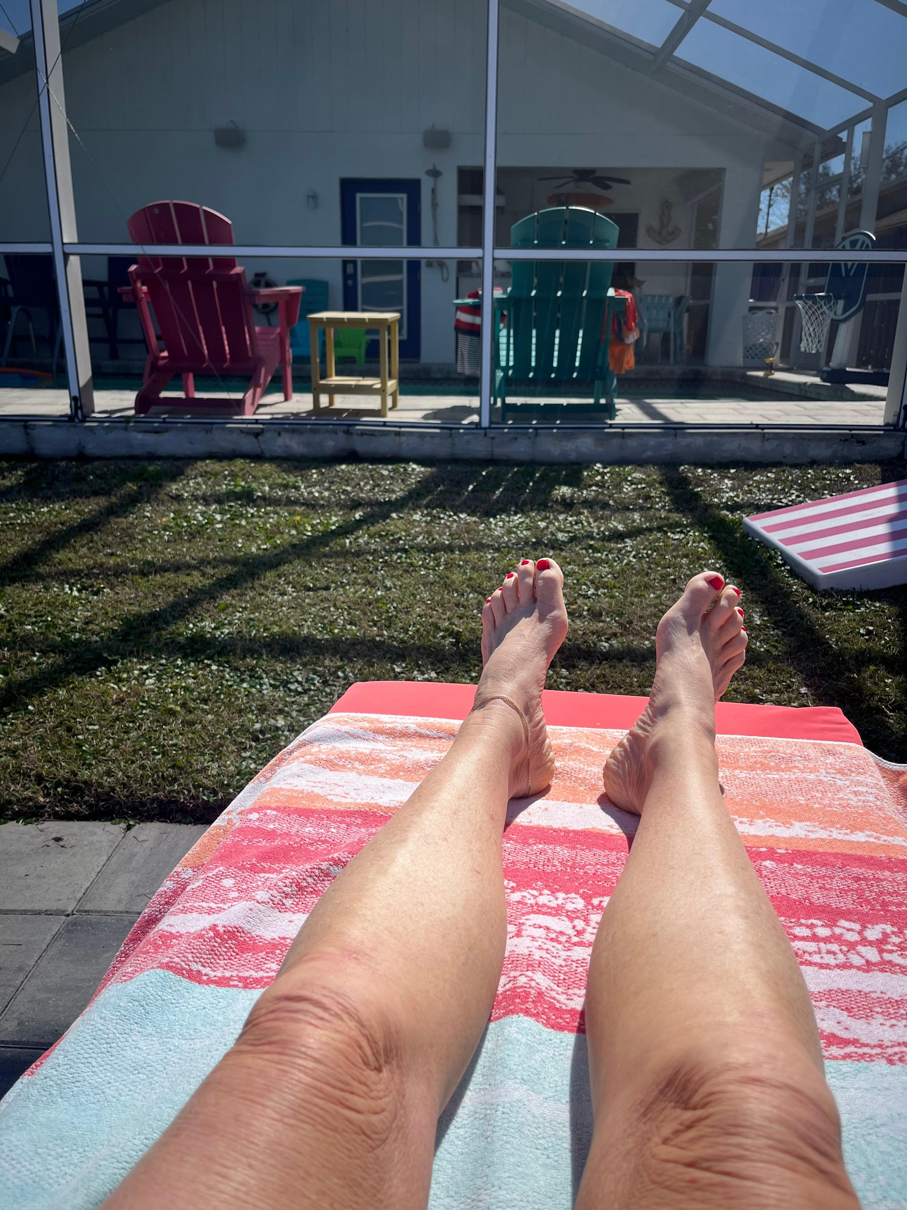 Private peaceful backyard 