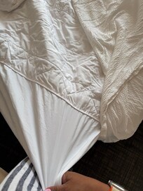 The comforter was stinky. It was replaced with a mattress cover