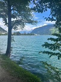 Zell am See lake within a 5 minute walk