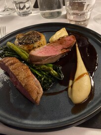 A lovely special on the menu which was duck with celeriac purée and a redcurrant sauce. Delicious