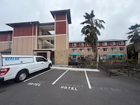 Excellent additional elevator