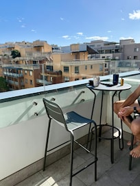 And we loved the little balcony, where we sat and had a few drinks before going to our function.