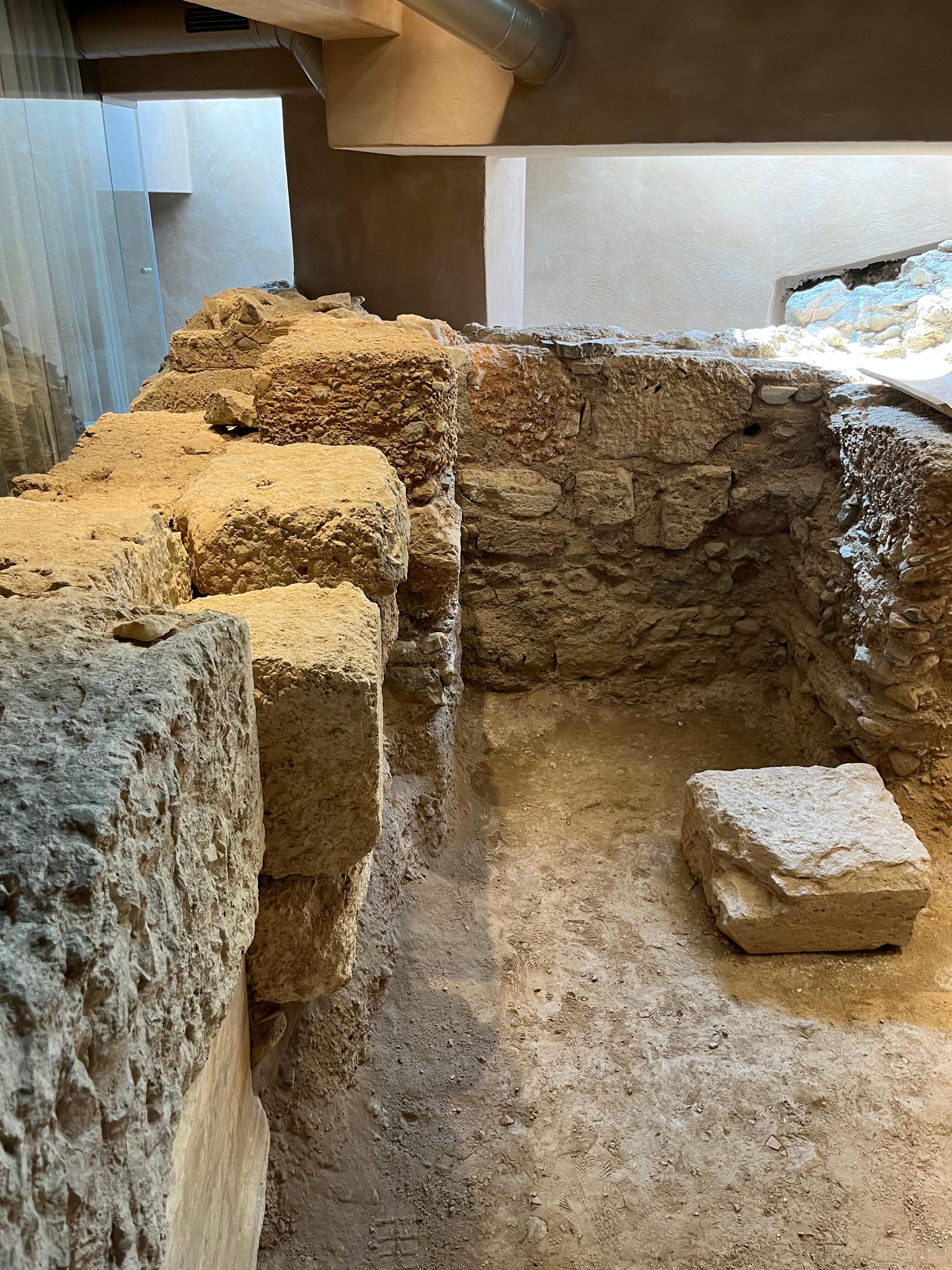 Ruins underneath hotel 