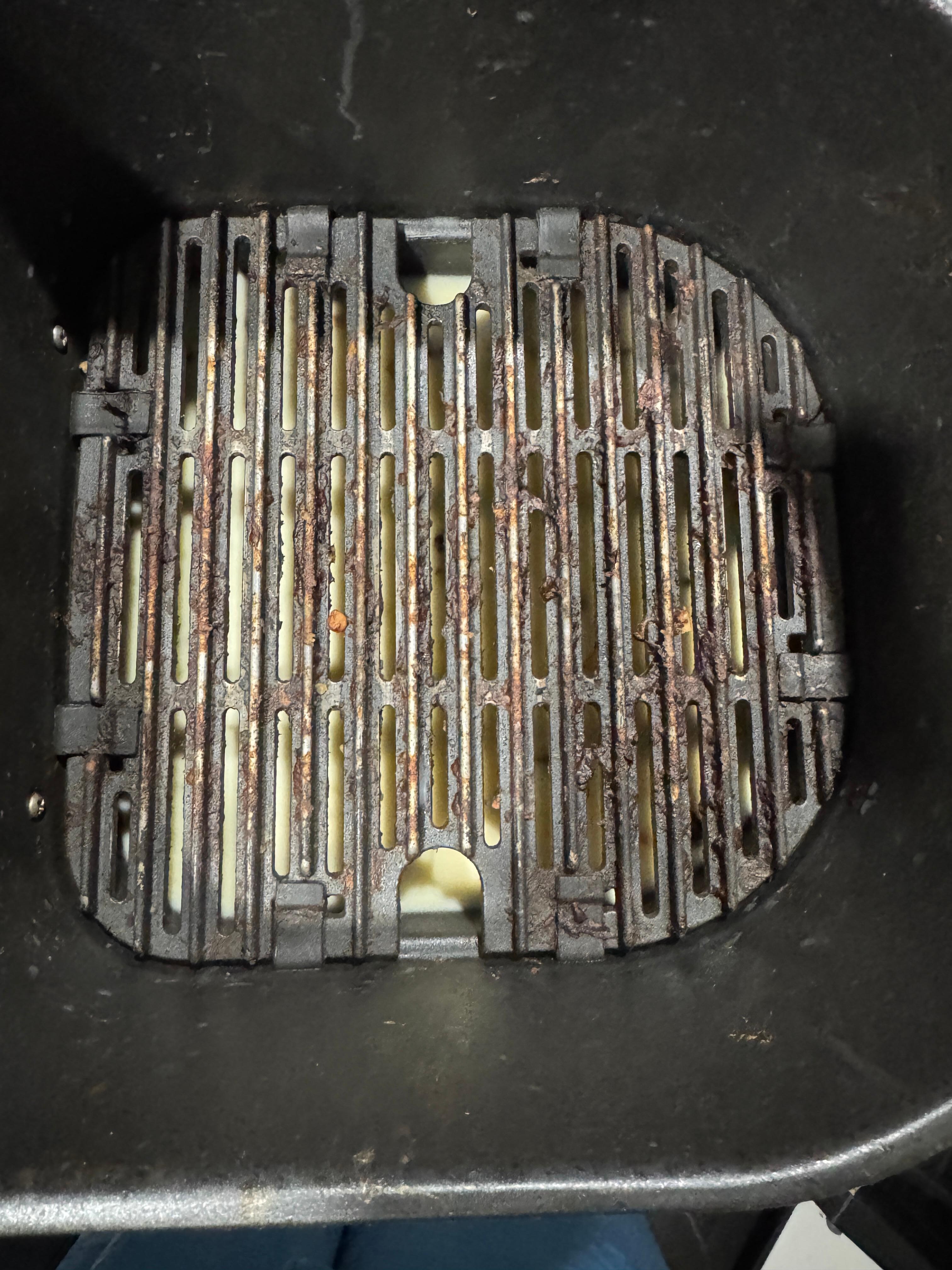 Air fryer dirty 