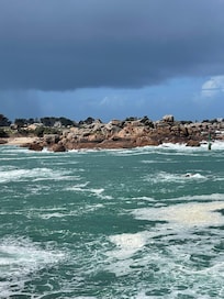 Vue du GR34 sentier des douaniers