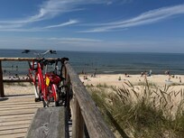Beach 10 min