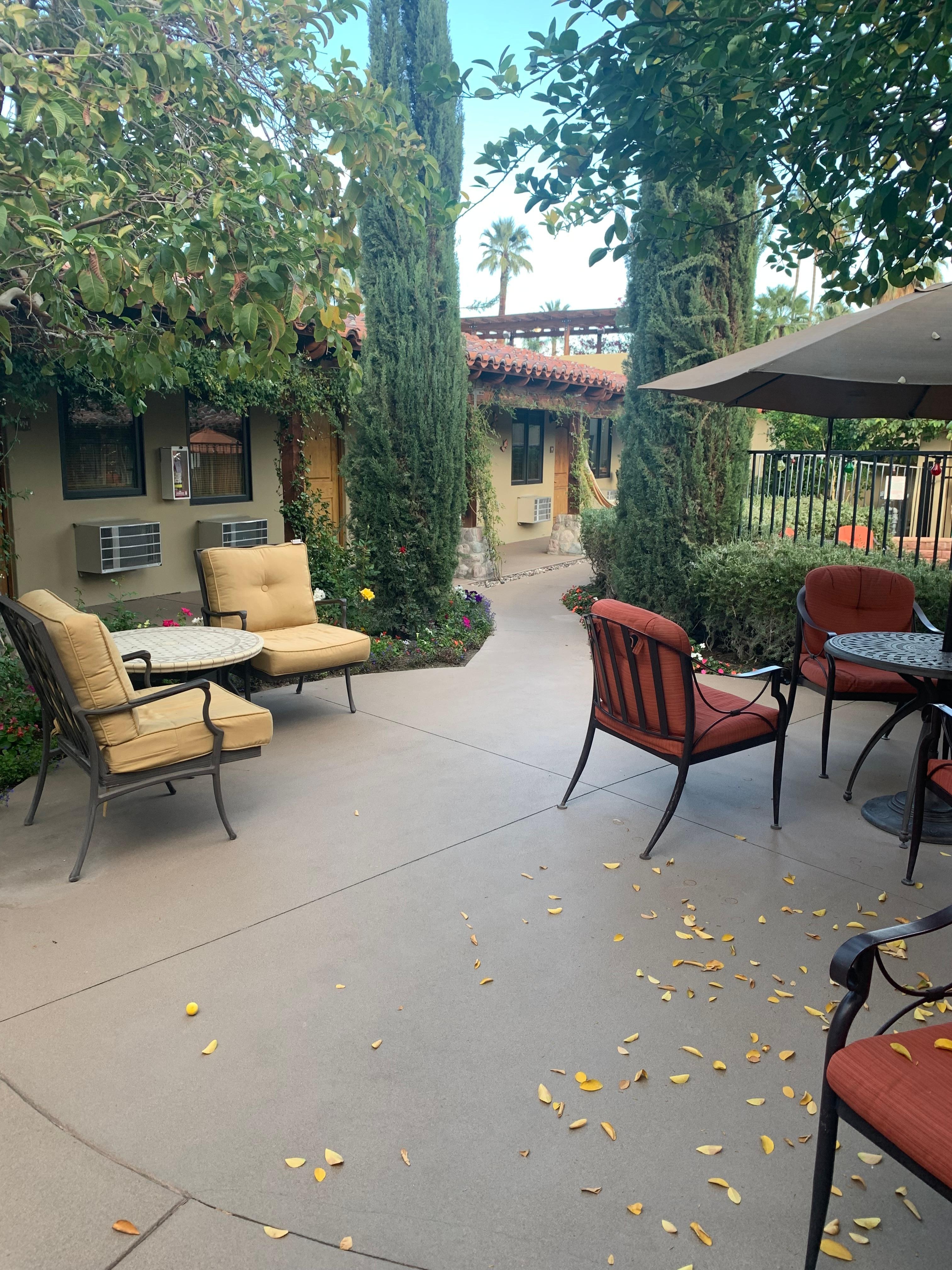 Nice little sitting area