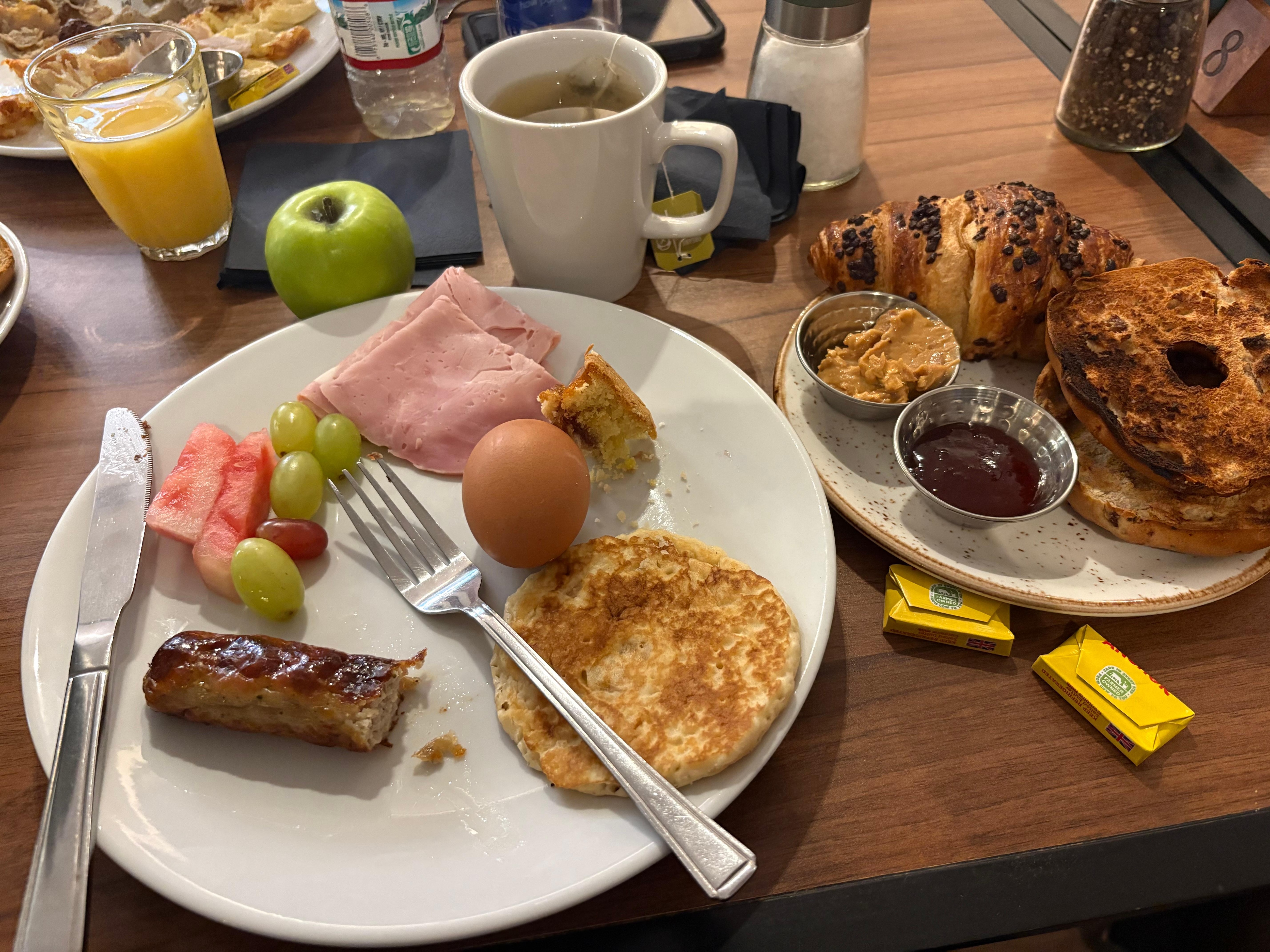 Delicious breakfast was a great start to each day! 