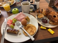 Delicious breakfast was a great start to each day!