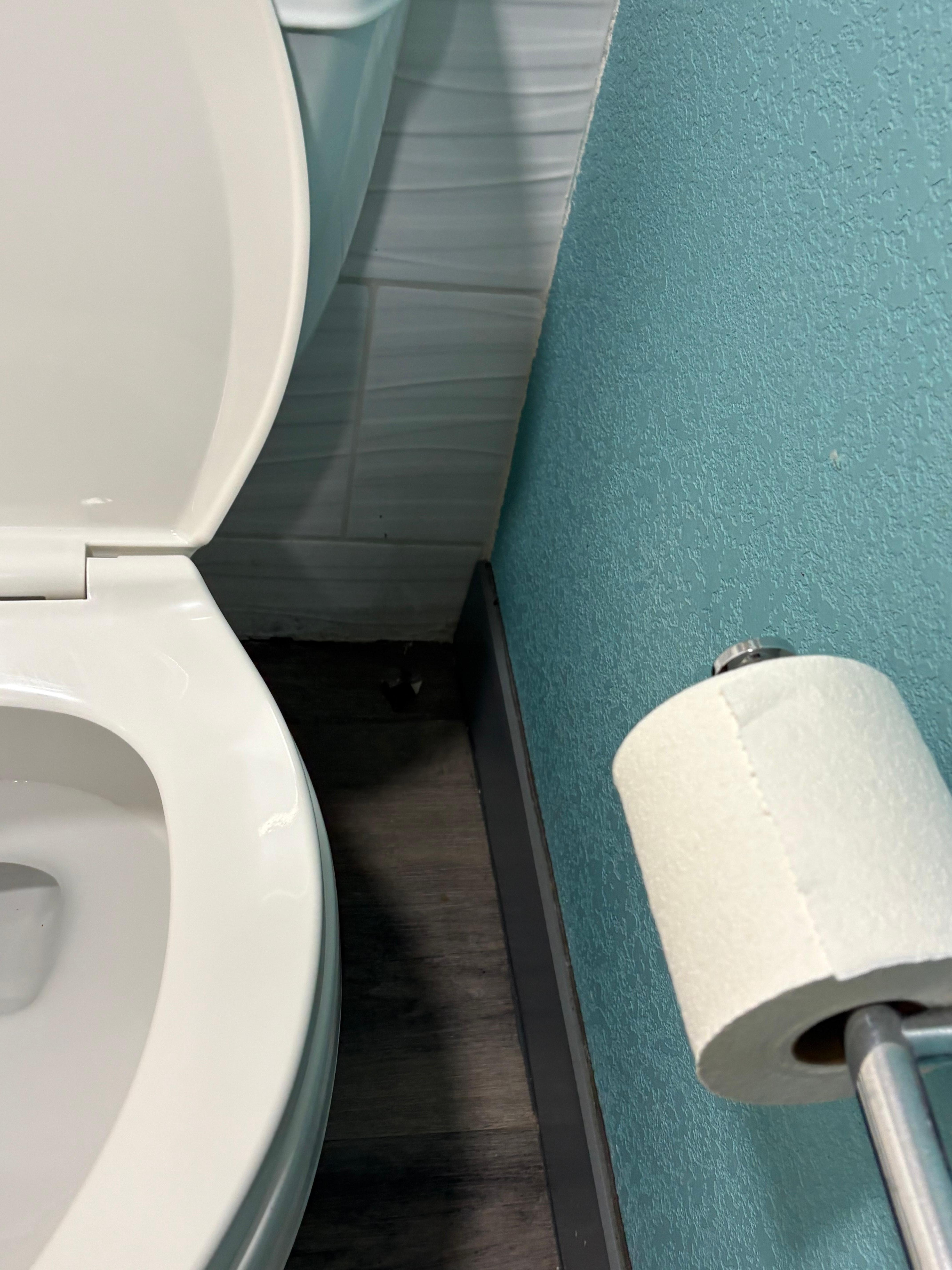 Trash and dirt in the corners of the rooms